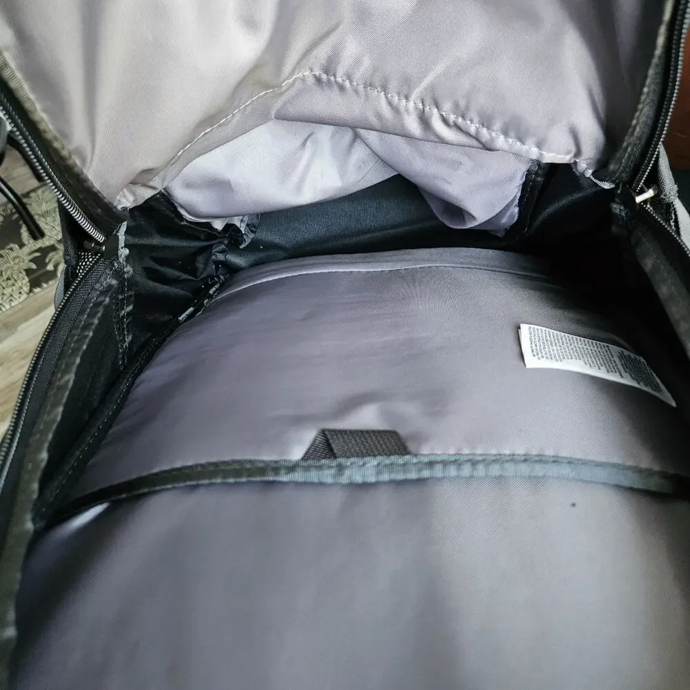 The North Face Stalwart Savage Logo Backpack Gray & Black 26L‎ 15